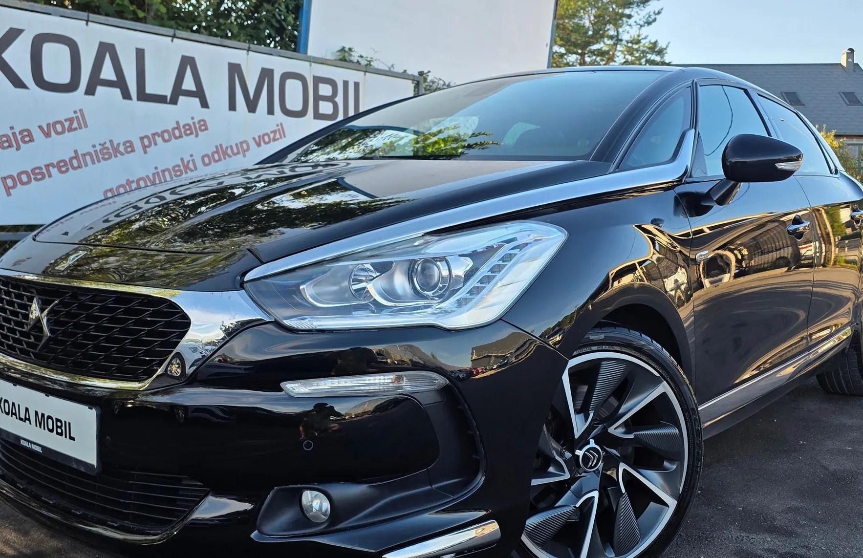 Zunanja slika - Citroën DS5 - 2.0 HDi CHIC 4X4 AVT. LED-KAMERA-ALU-MEMORY-2.LAST - 1