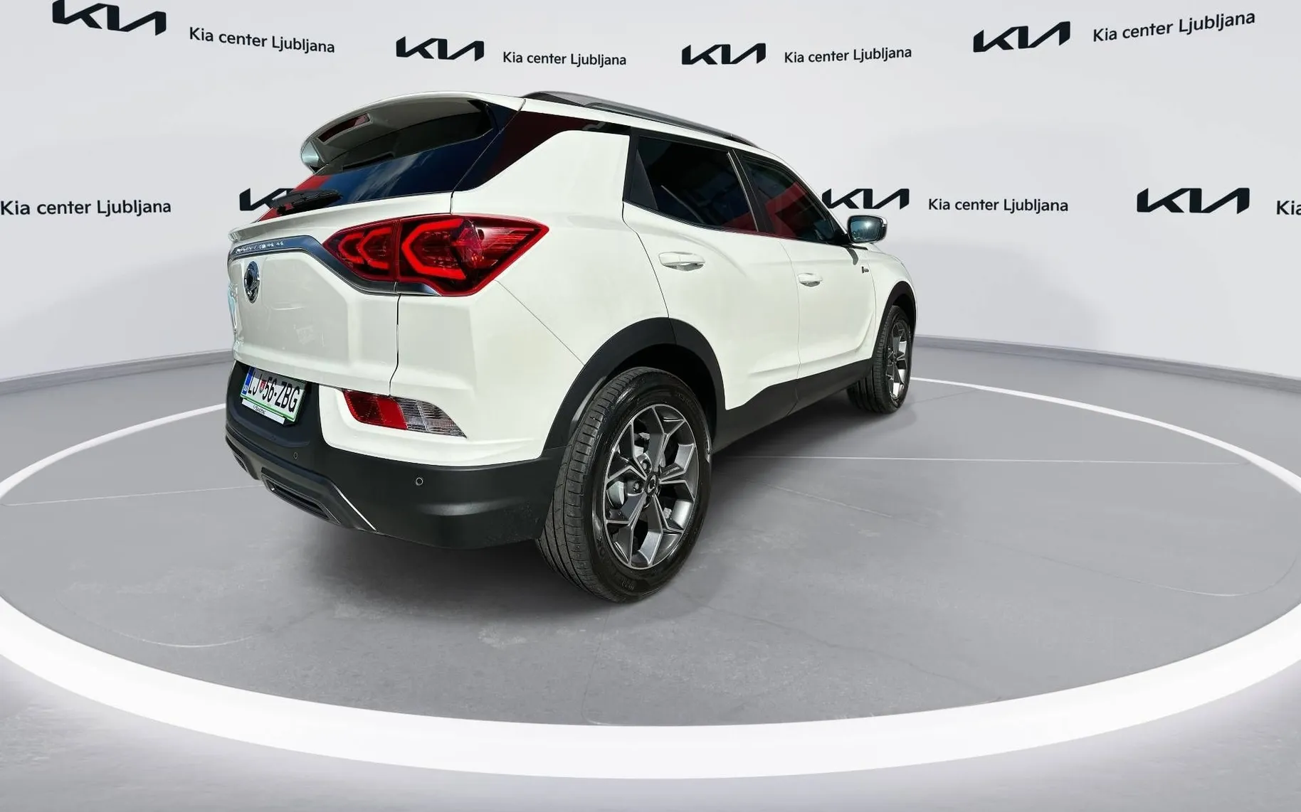 Zunanja slika - SsangYong Korando - 1.5 T-GDi Exclusive 4WD AT - 5