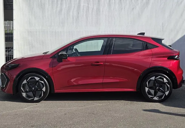 Zunanja slika - Renault Clio - 6 Techno TCE115 +Varnost in Parkiranje+18col - 7