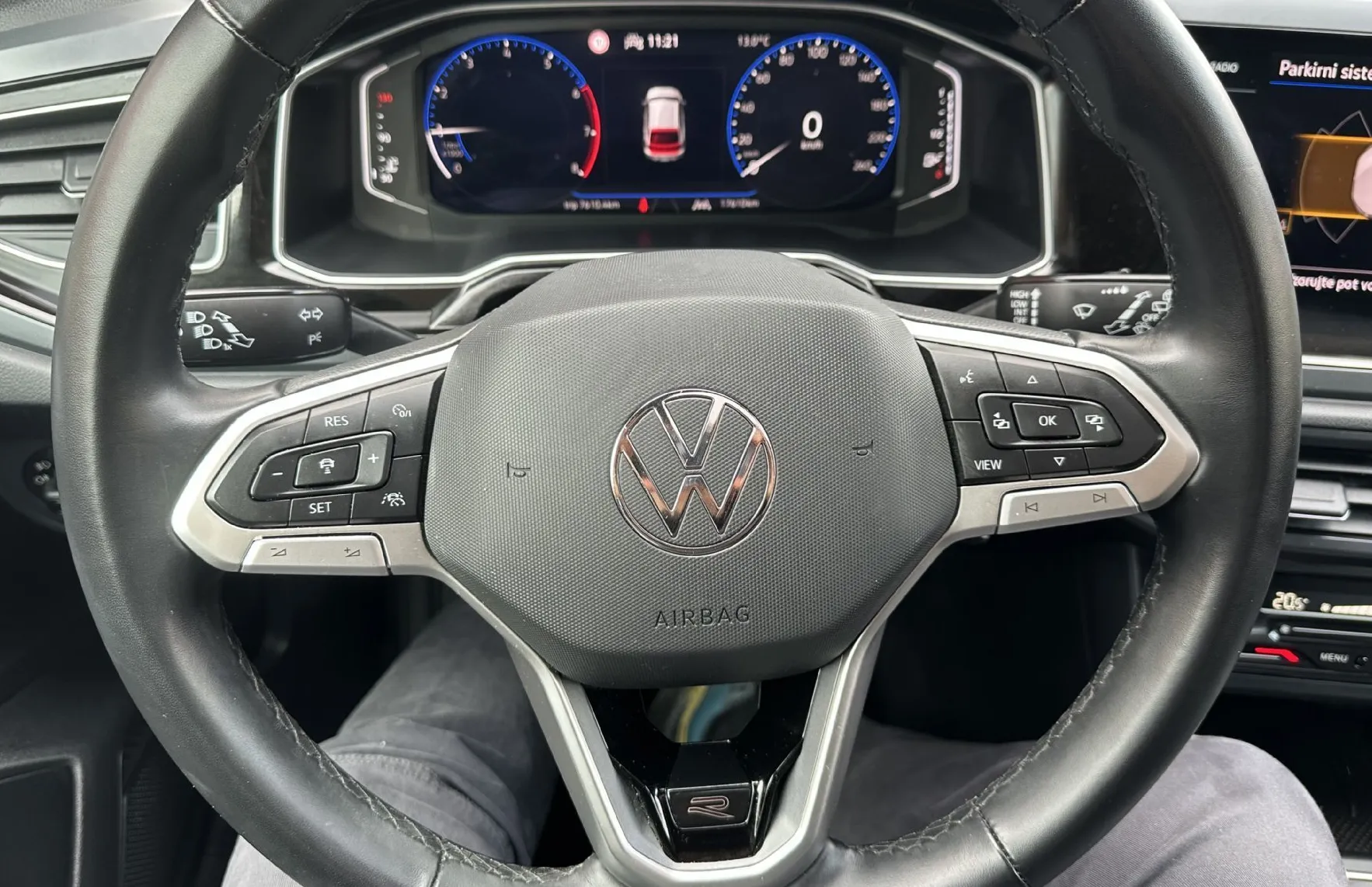 Zunanja slika - Volkswagen Taigo - 1.0 TSI R-Line 85.PANORAMA.LED.2025.SAMO 17.000 KM - 7