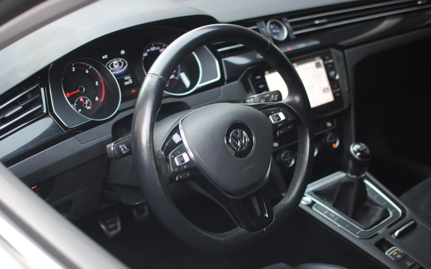 Notranja slika - Volkswagen Arteon - 2,0 TDI BMT Elegance DSG - 22