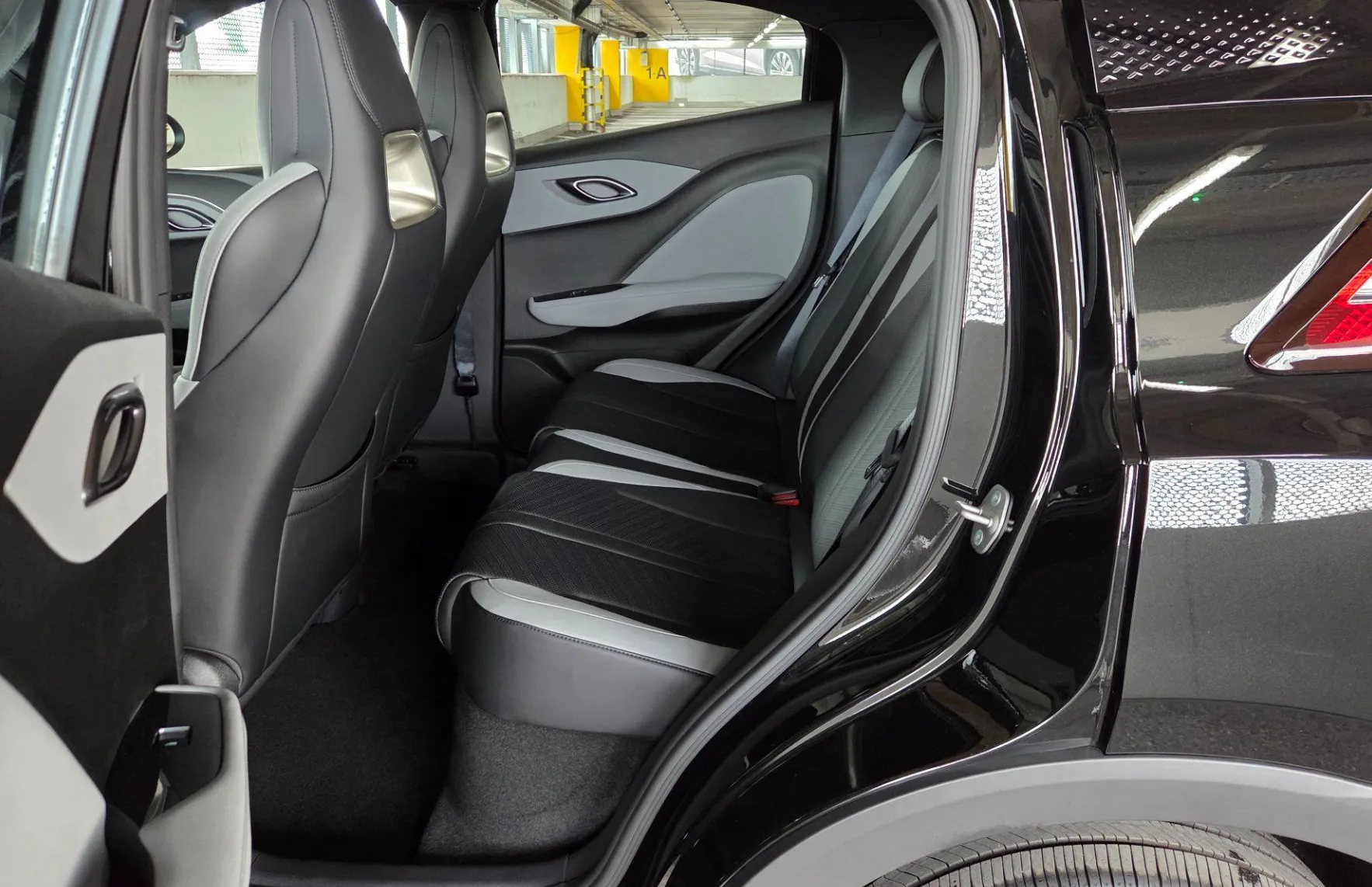 Zunanja slika - BYD DOLPHIN SURF - 43.2 kWh Boost NA ZALOGI - 7