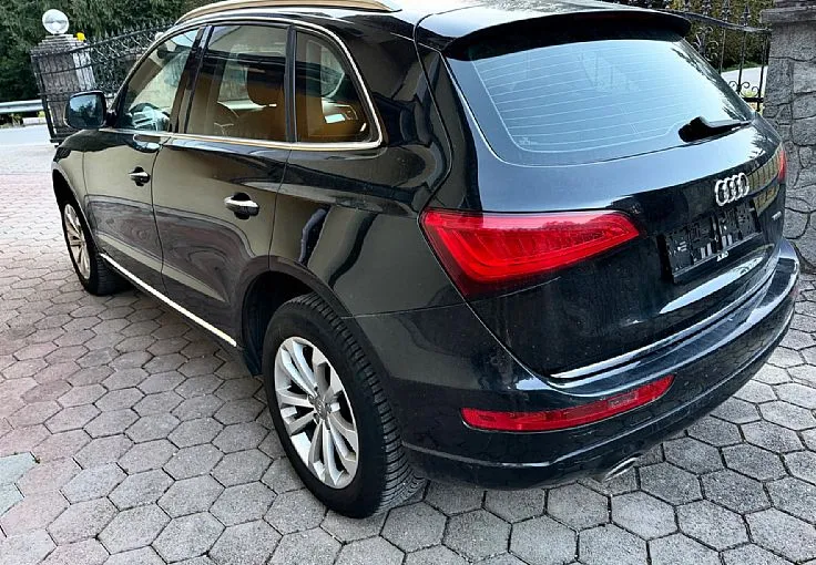 Zunanja slika - Audi Q5 - quattro 2.0 TDI Sport S tronic 1.LASTNIK ALU19 PDC - 6