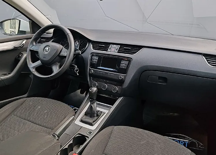 Zunanja slika - Škoda Octavia - 1.2 TSI-PDC-KLIMA-ST.STOP-HITRI KREDIT- - 8