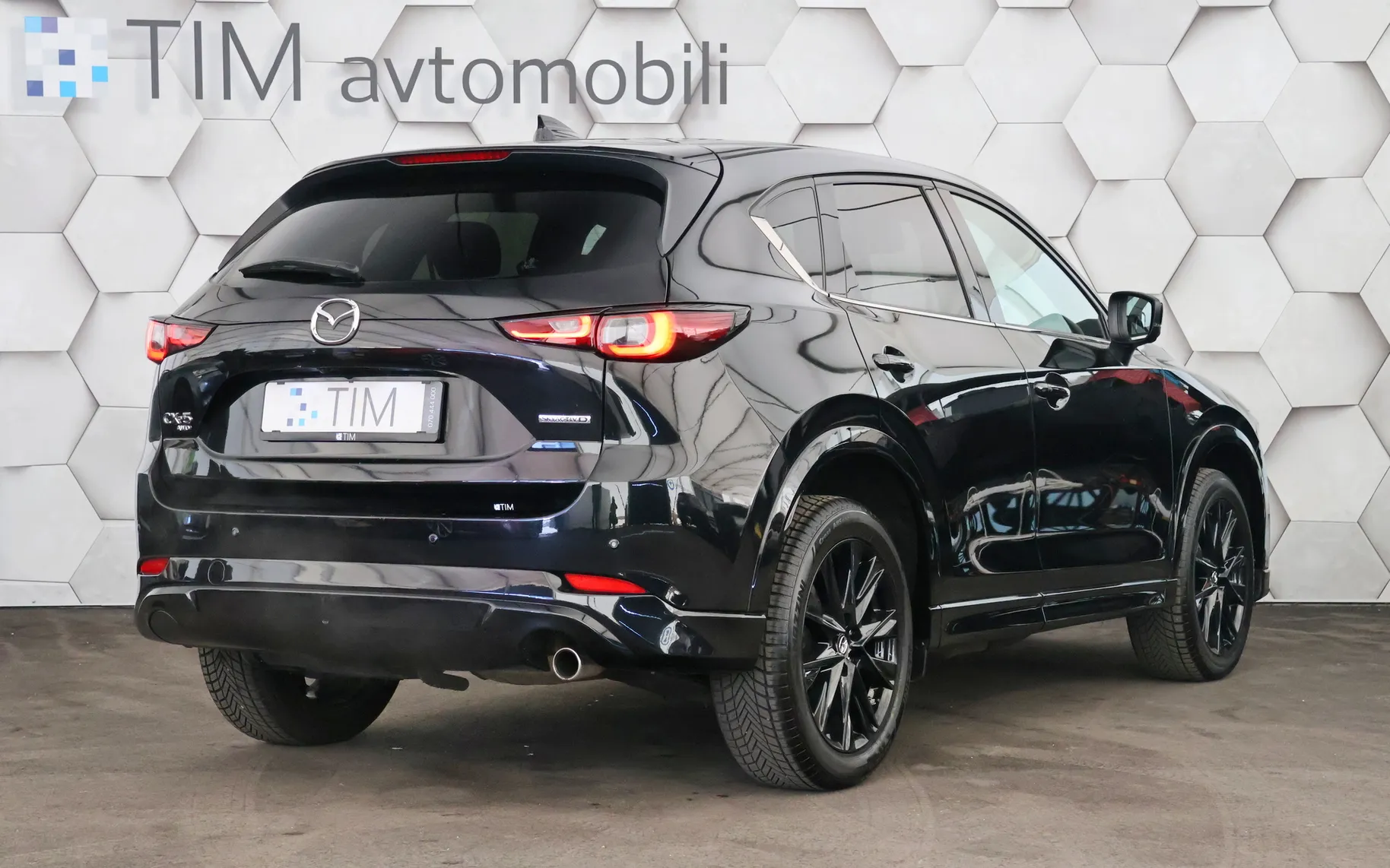 Zunanja slika - Mazda CX-5 - 2.2 Skyactive-D AWD 6AT Homura 184KM - 3