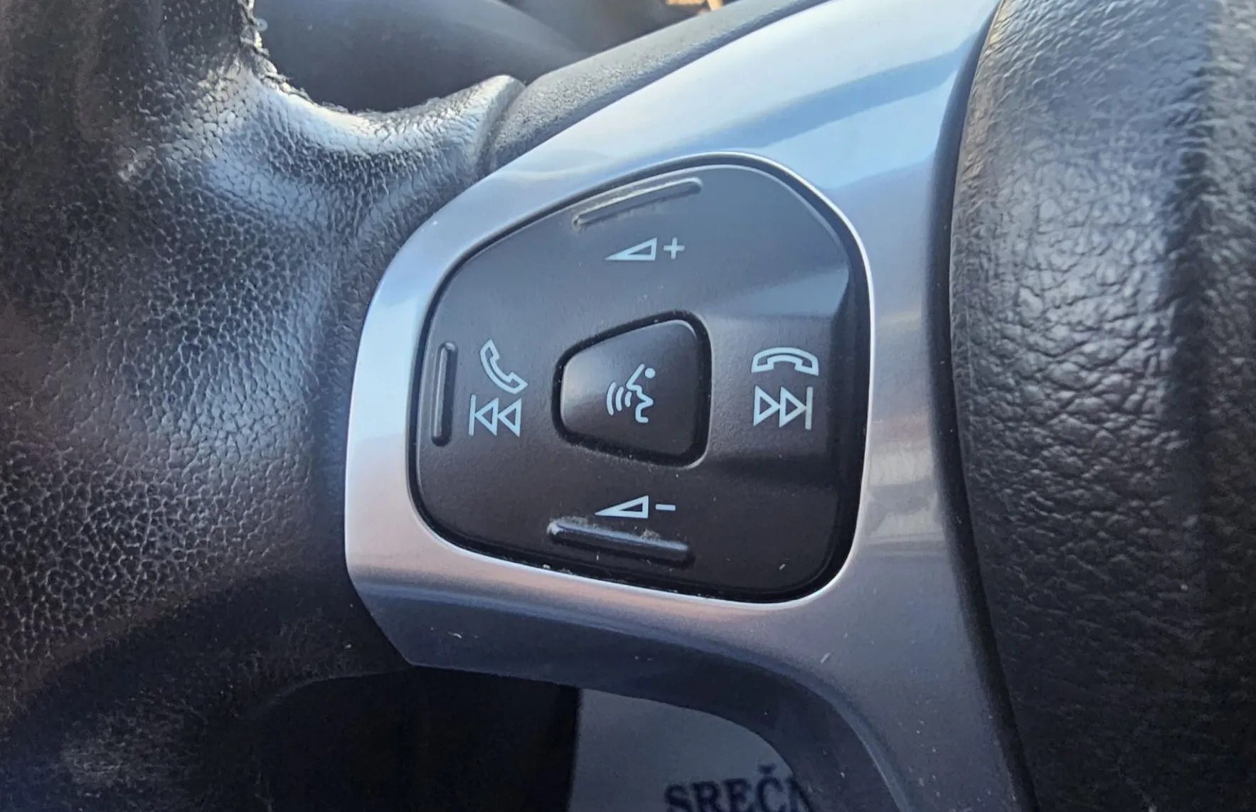 Zunanja slika - Ford Fiesta - 1.4 Trend|SLO|multifunkcija|AVTOklima|bluetooth|US - 16