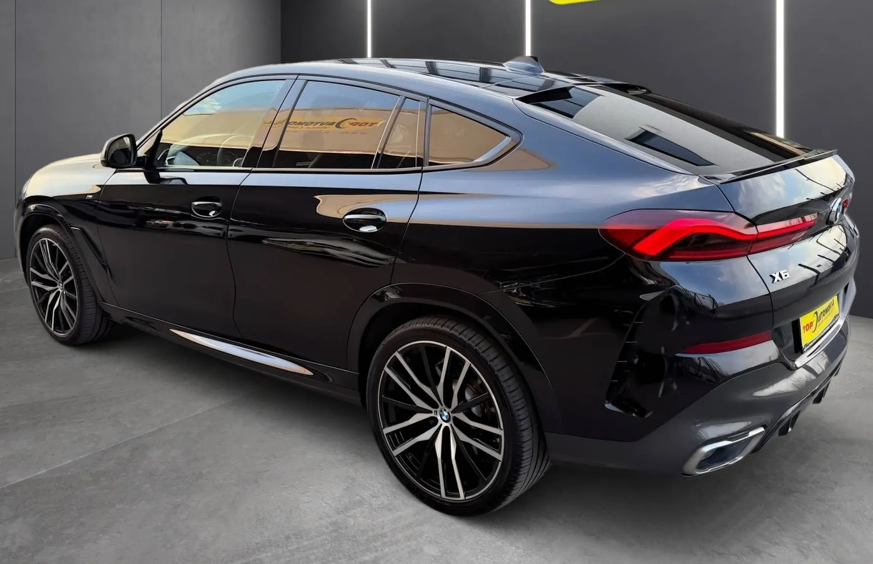 Zunanja slika - BMW X6 - serija : xDrive M50d M PAKET KAMERA NAVI TOP - 4