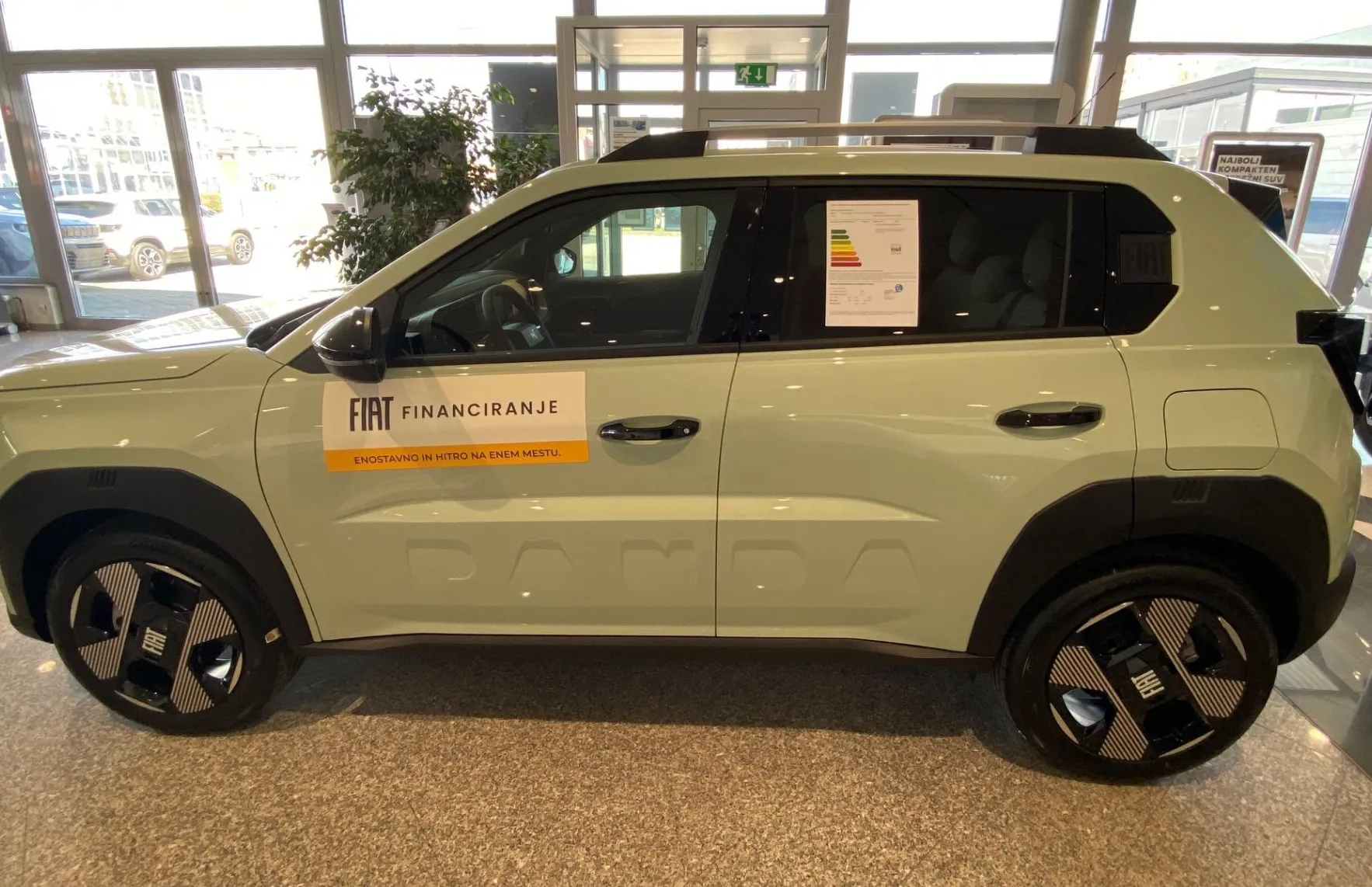 Zunanja slika - Fiat Grande Panda - 1.2 E-DCT6 110 LaPrima - 3