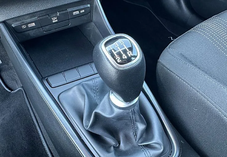 Zunanja slika - Hyundai Bayon - 1.2 MPI°°1.Lastnik°°SLO°°Rezervna pnevmatika - 10