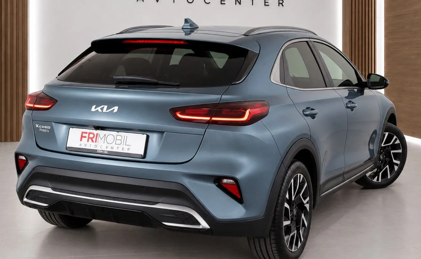 Zunanja slika - KIA XCeed - 1.5 T EX Way AUT.•GRETJE SEDEŽEV•KAMERA•NAVI•ACC• - 3