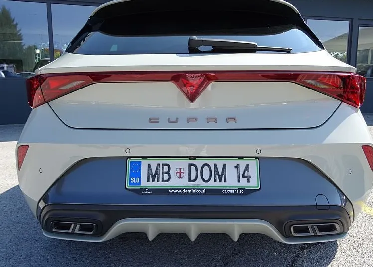 Zunanja slika - Cupra Leon - 1.5 eTSI 150KM DSG-Aktivno vzmetenje DCC-ALU 19 - 6