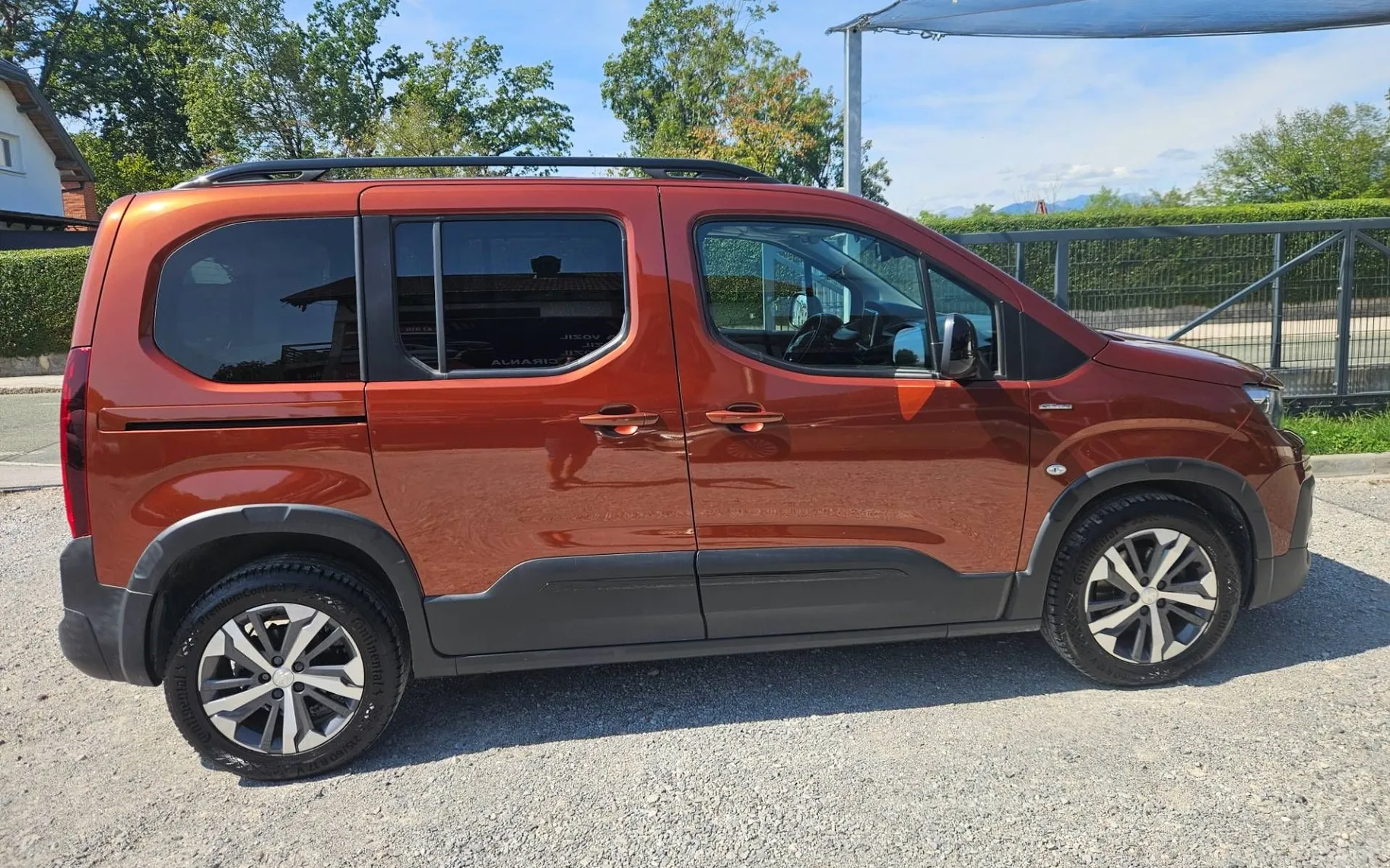 Zunanja slika - Peugeot Rifter - 1.5 HDI L1 GT-LINE 1.LASTNIK  SLO SAMO 84000KM... - 5
