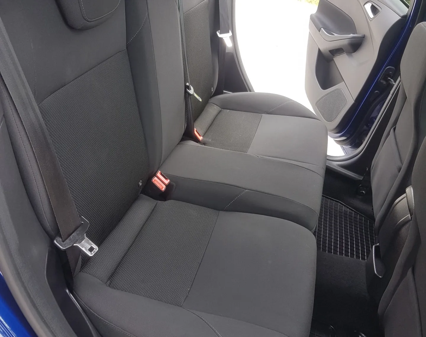 Zunanja slika - Ford Focus - 1,0 EcoBoost Bussines - 15