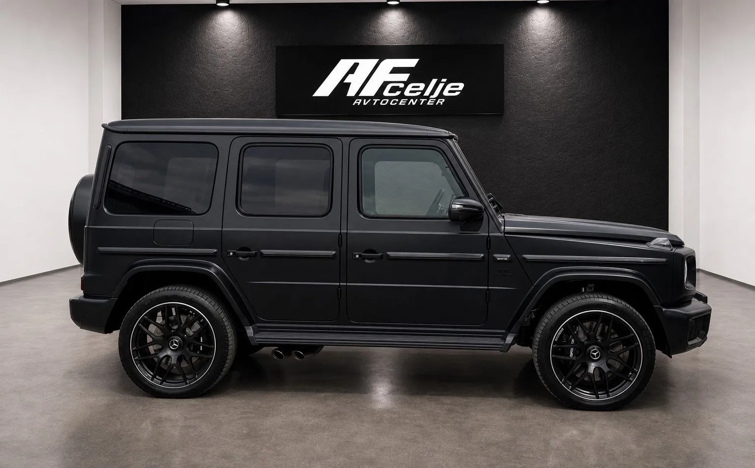 Zunanja slika - Mercedes-Benz G-Razred - G63-AMG-V8-FACELIFT-MANUFAKTUR-MASAŽA-KEYLES- - 4
