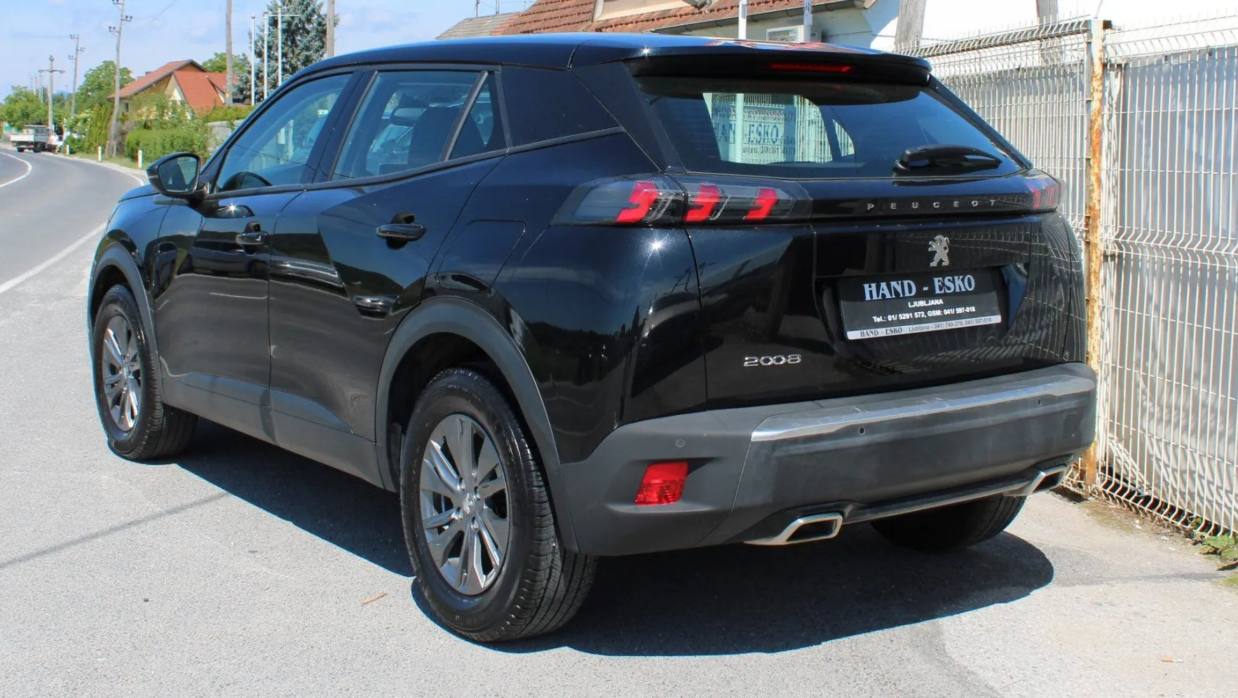 Zunanja slika - Peugeot 2008 - 1.2 PureTech 130 S S Active Pack Avt. - 4