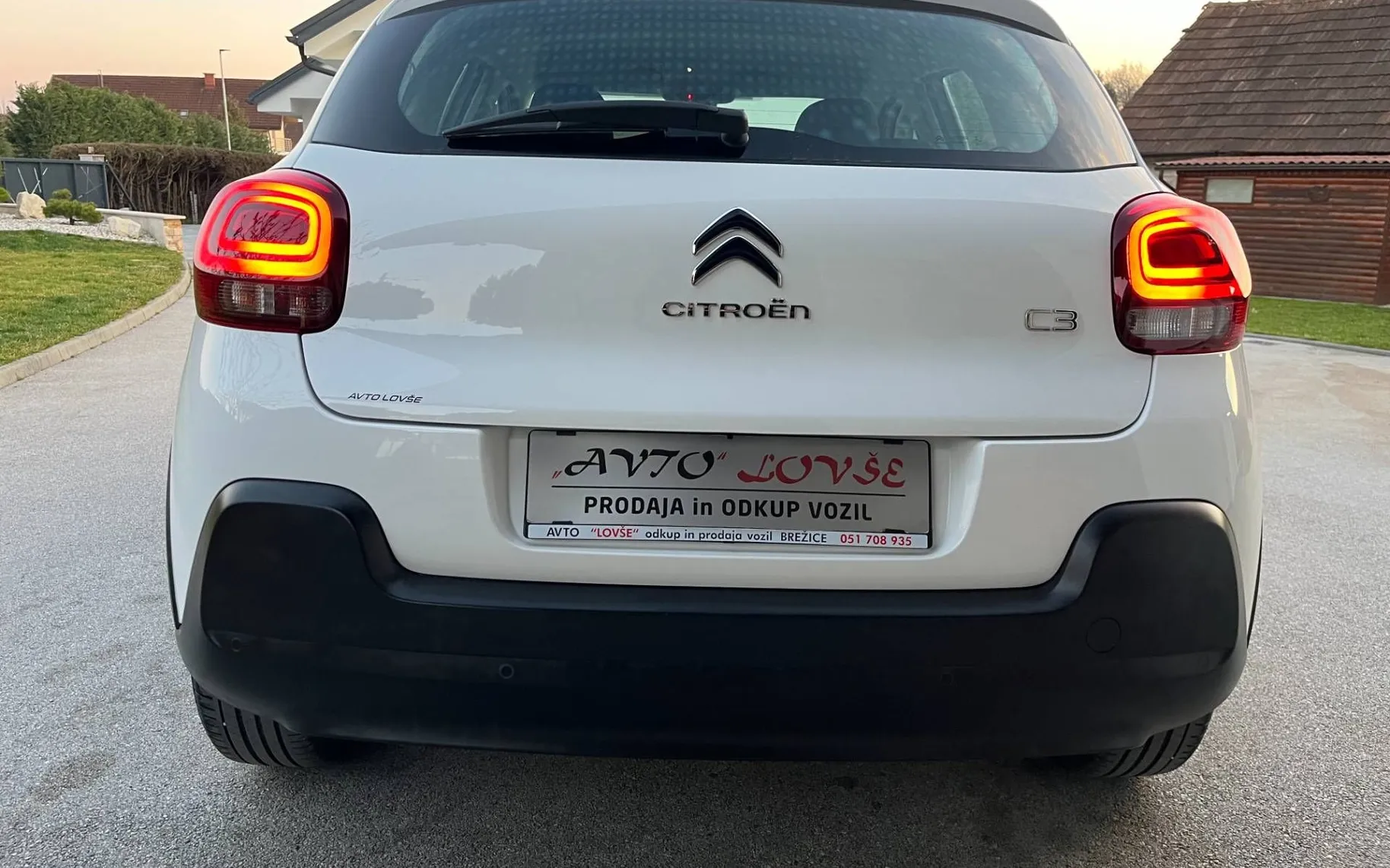 Notranja slika - Citroën C3 - Feel PureTech -1 LASTNICA-66.000km-NAVI-PDC... - 7