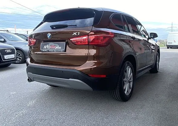 Zunanja slika - BMW X1 - serija :  xDrive18d Advantage LED SPORT NAVI PDC - 5