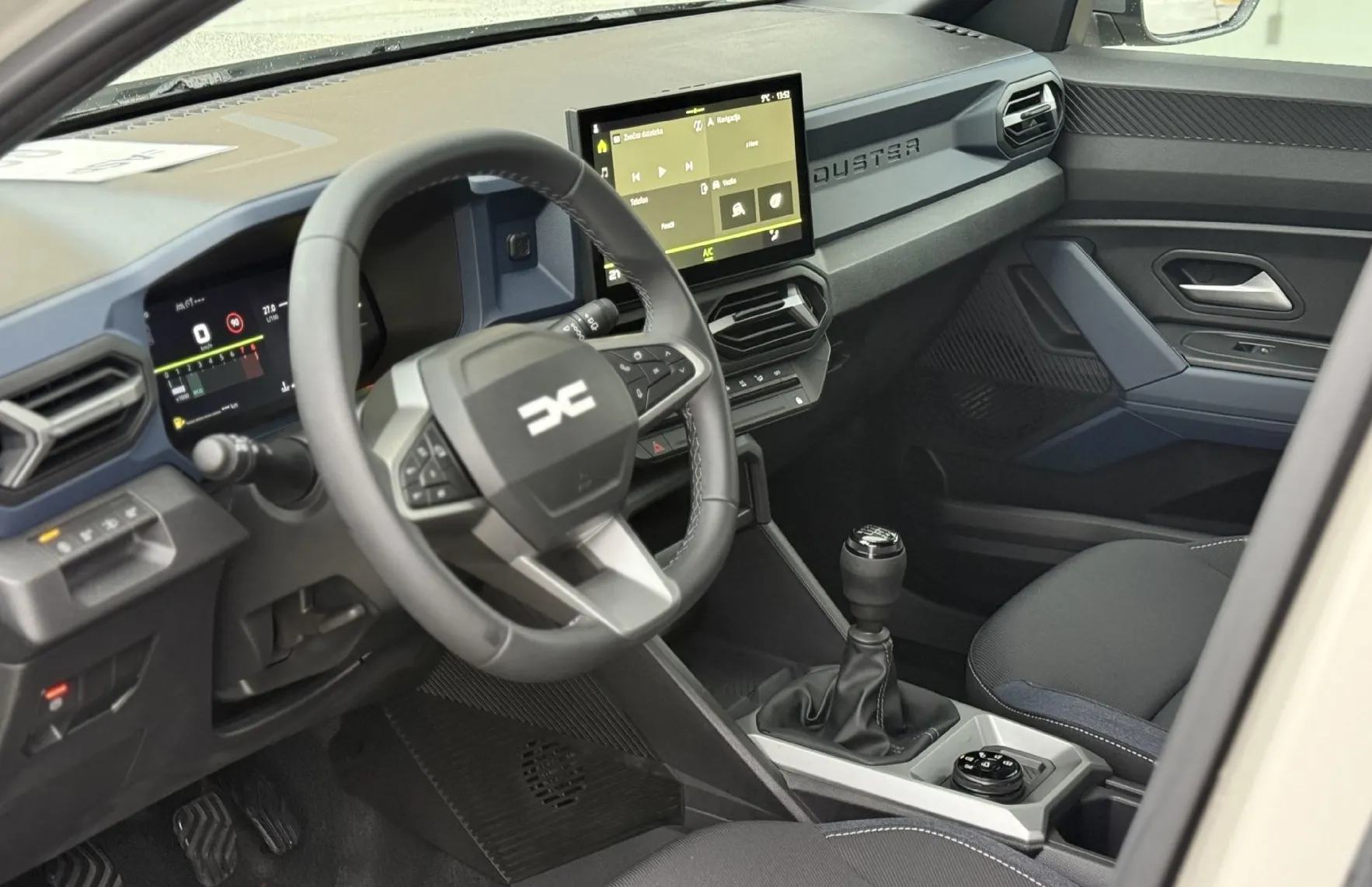 Zunanja slika - Dacia Duster - mild hybrid 130 4x4 Journey - 12