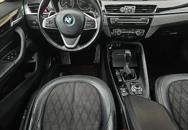 Zunanja slika - BMW X1 - serija : X-LINE xDrive20d 190ks °FULL LED° 18-COL - 10