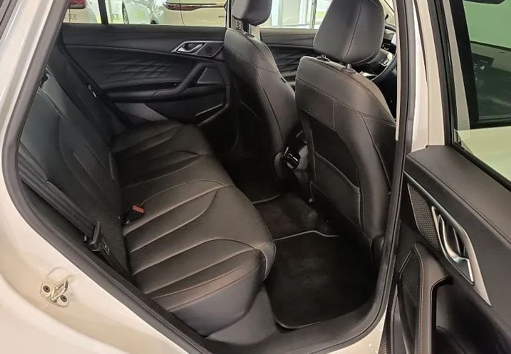 Zunanja slika - MG MG HS - HS Luxury 1.5T-GDI DCT - 7