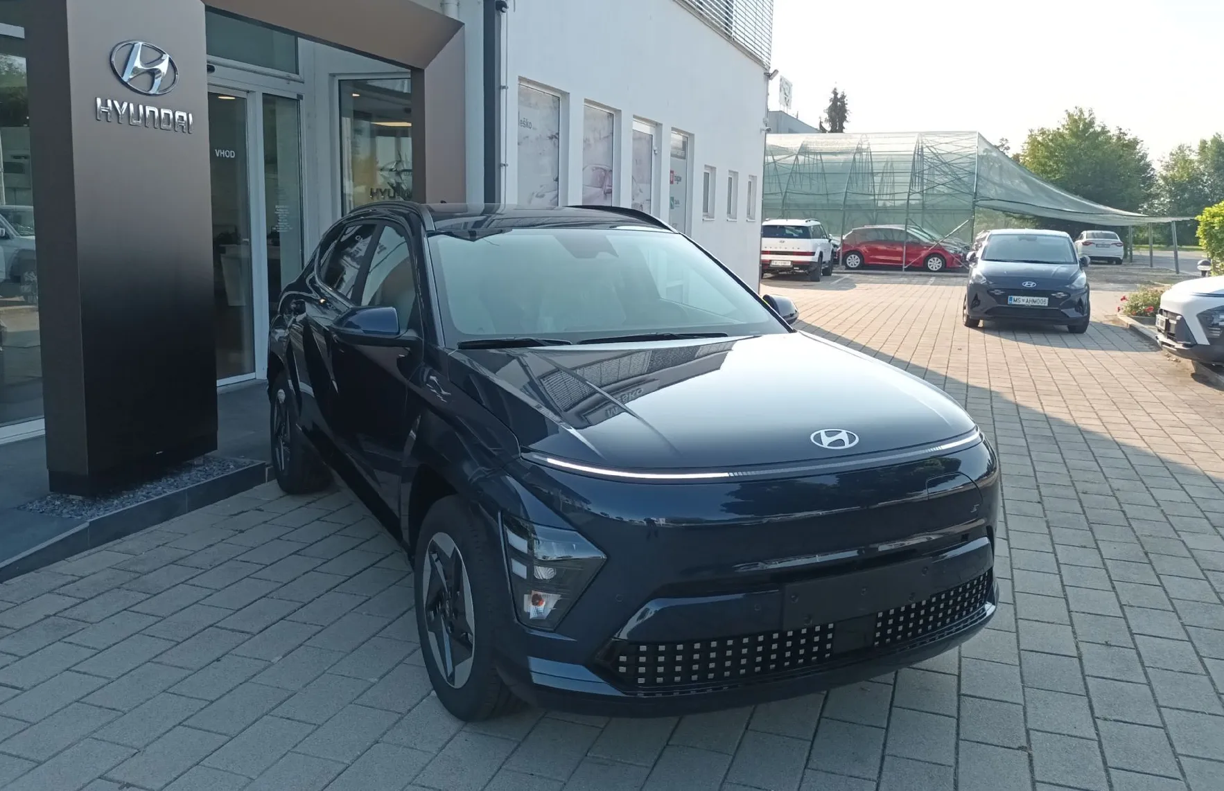 Zunanja slika - Hyundai Kona - BEV 65KWH PREMIUM.win.I.topl.črp..ambient - 5
