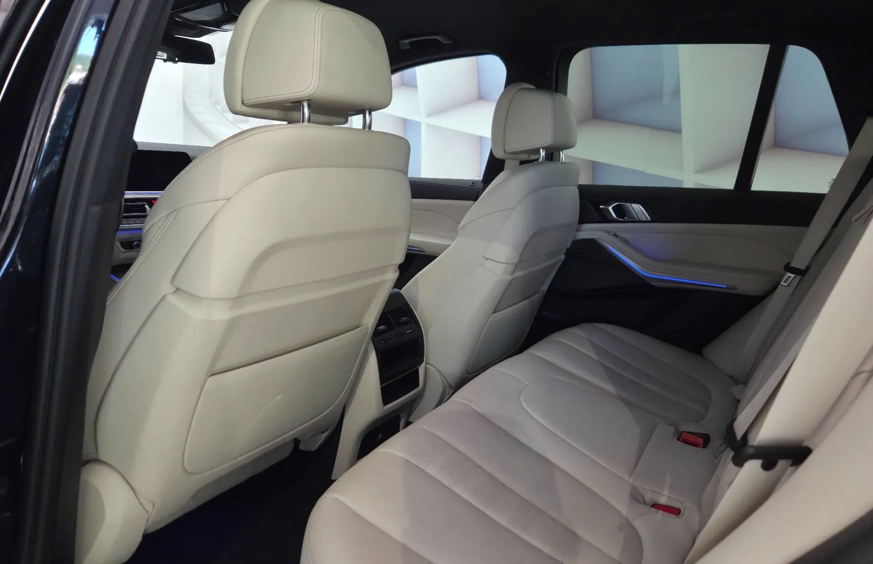 Zunanja slika - BMW X5 - serija : xDrive30d Avt-M.SPORT-ZRAČNO-SWAROWSKI-RADAR-HAR - 15
