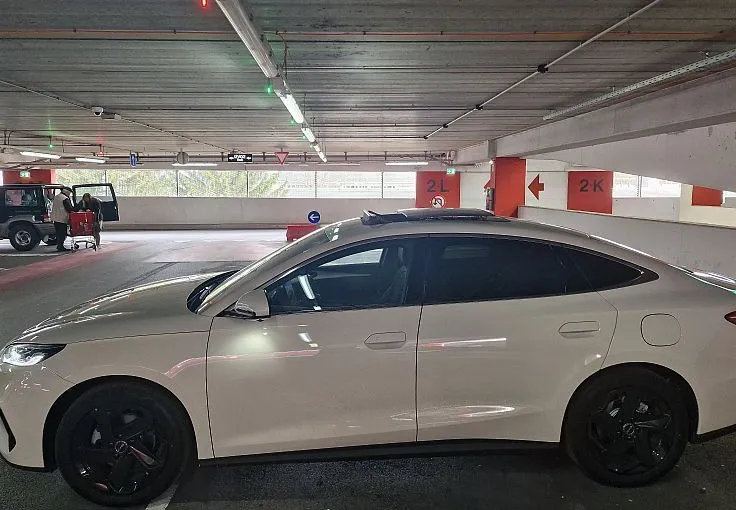Zunanja slika - BYD SEAL 6 - 6 DM-i COMFORT  PHEV skupni doseg 1.455 km - 2
