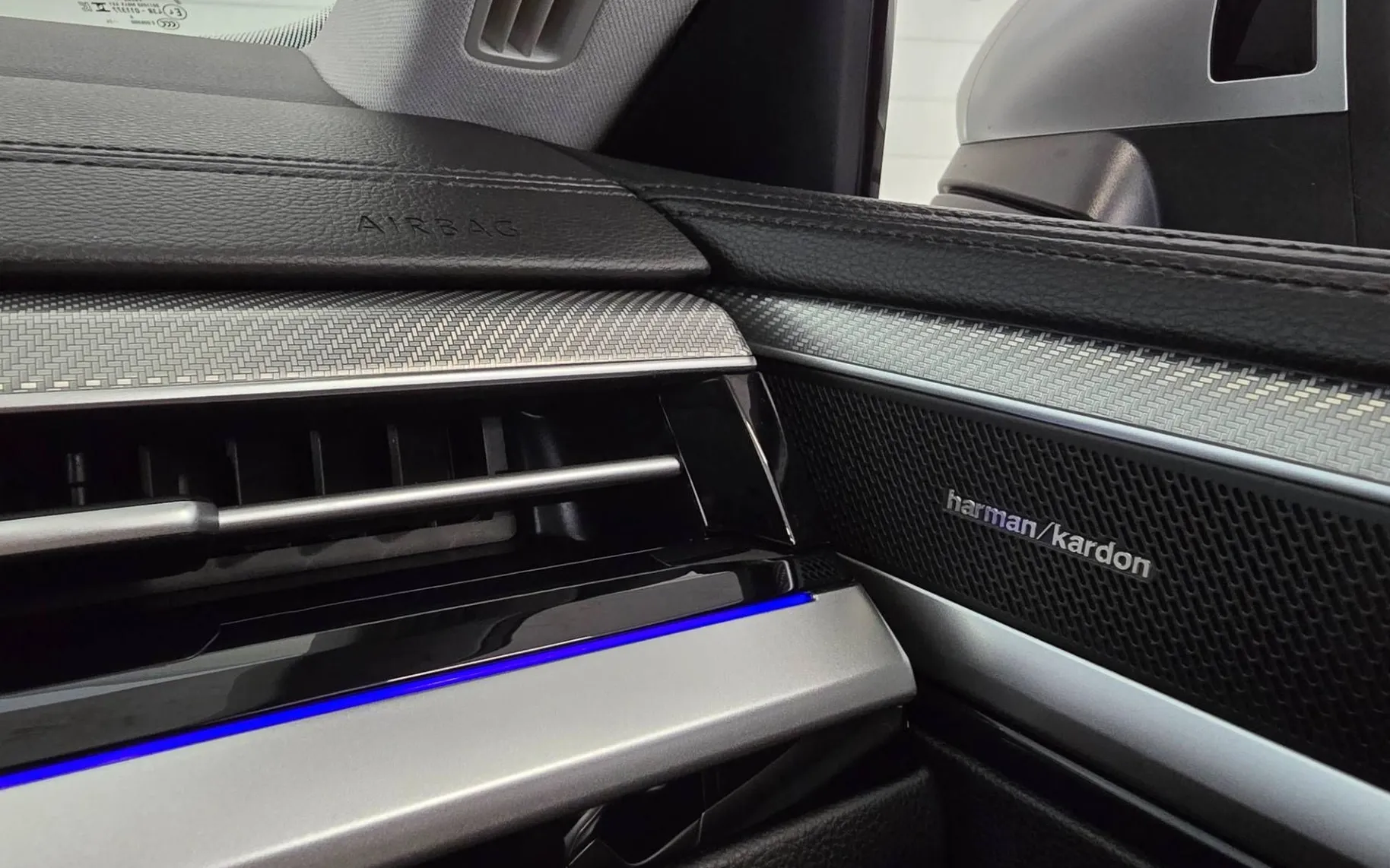 Notranja slika - Volkswagen Arteon Shooting Brake - Arteon SB 2.0 TDI Elegance DSG - LED.360kam.Harm - 13