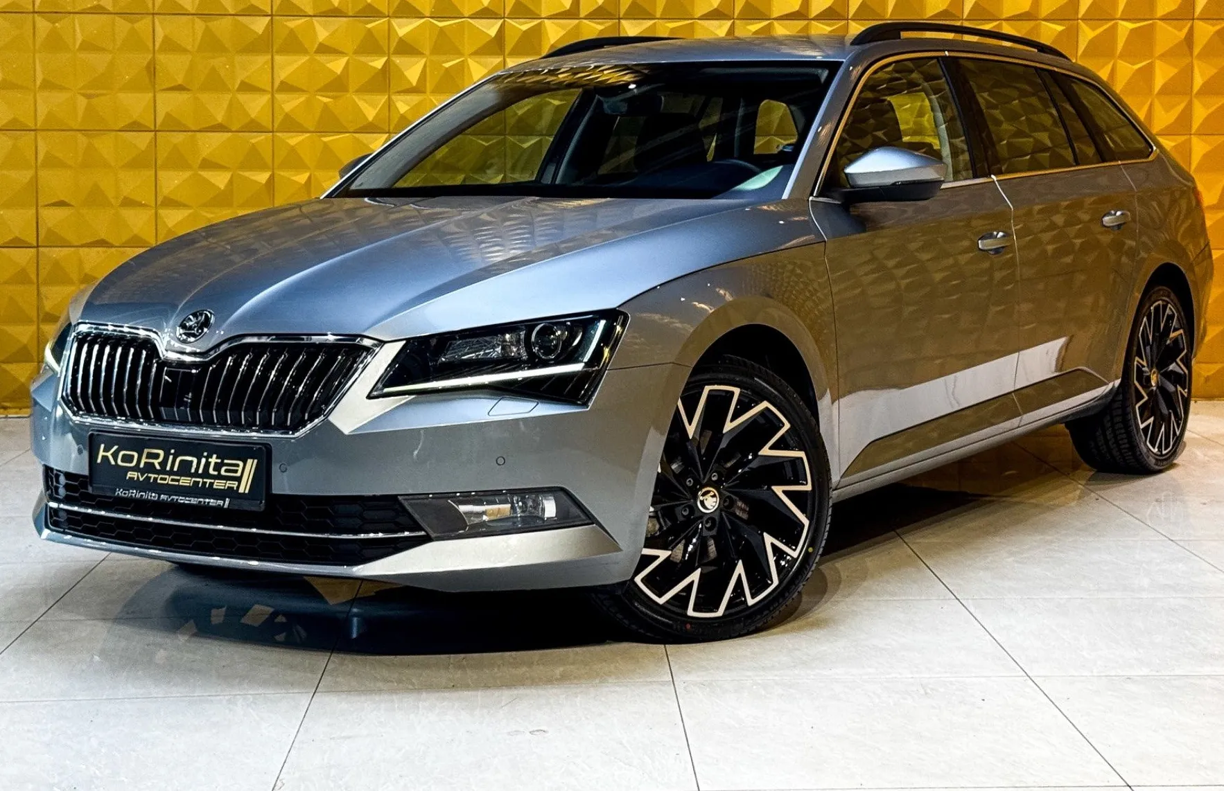 Zunanja slika - Škoda Superb - 2.0 TDI 4X4-MEMORY-GRETJE-Bi XENON - 5