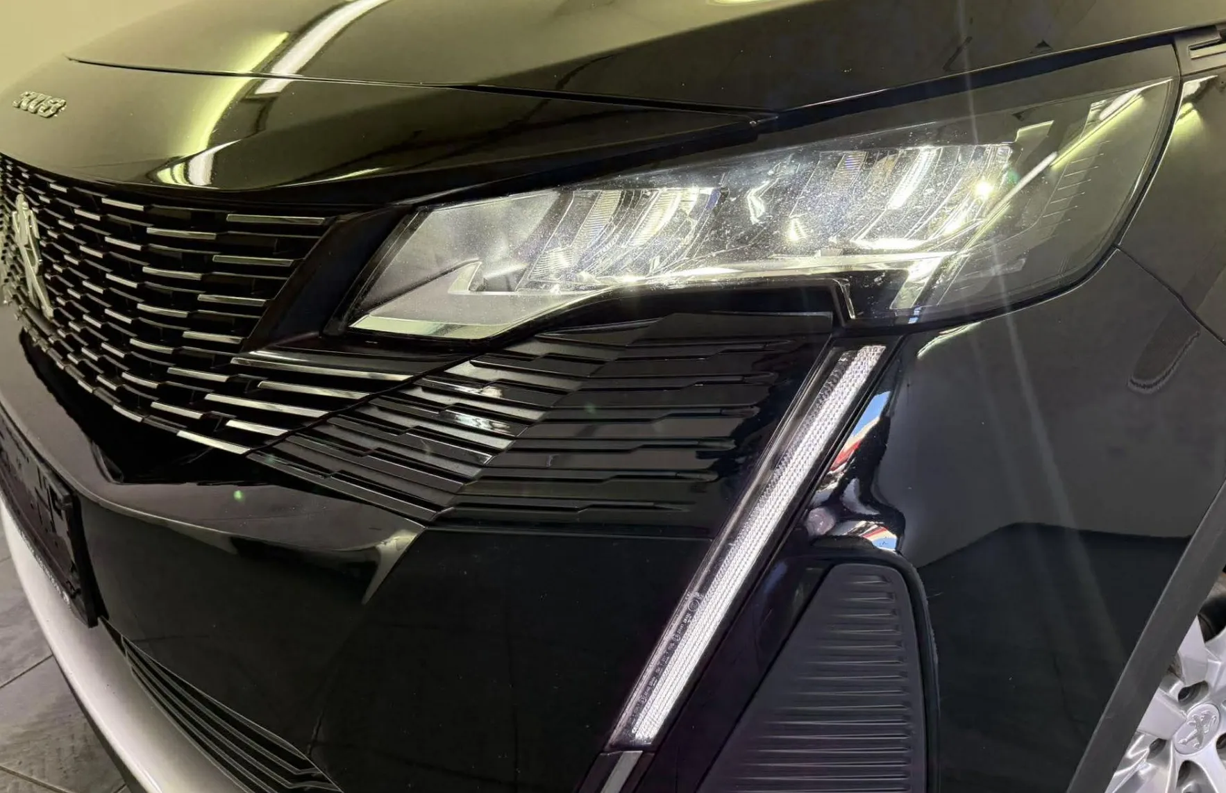 Zunanja slika - Peugeot 5008 - 1.2 PureTech 96 KW Avt.NAVI.KAMERA.2023 VELIKI SER - 5