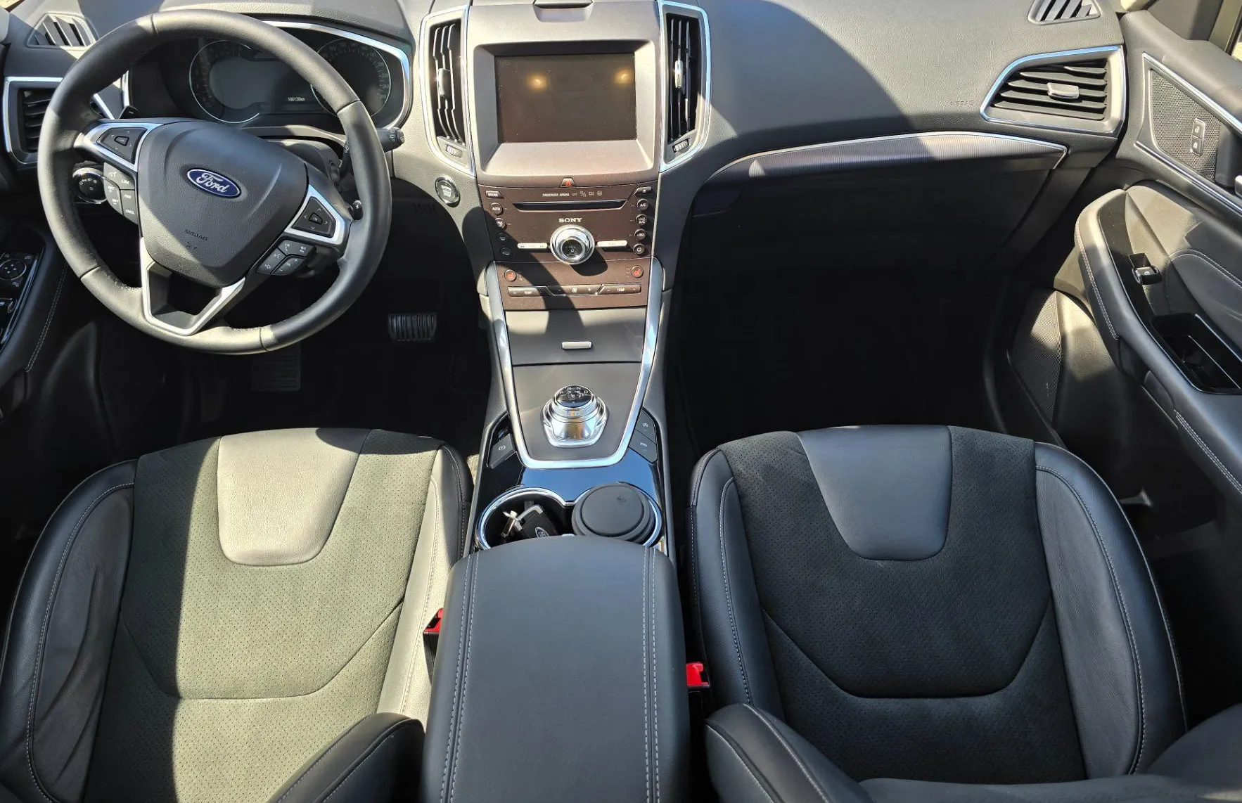 Zunanja slika - Ford S-MAX - 2.0 EcoBlue Titanium Automatic - 11