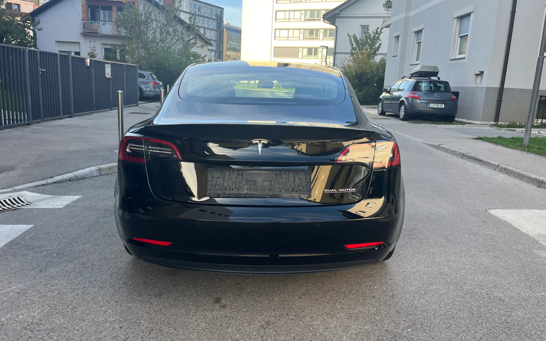 Zunanja slika - Tesla Model 3 - 3D3 / 3D1 - 6