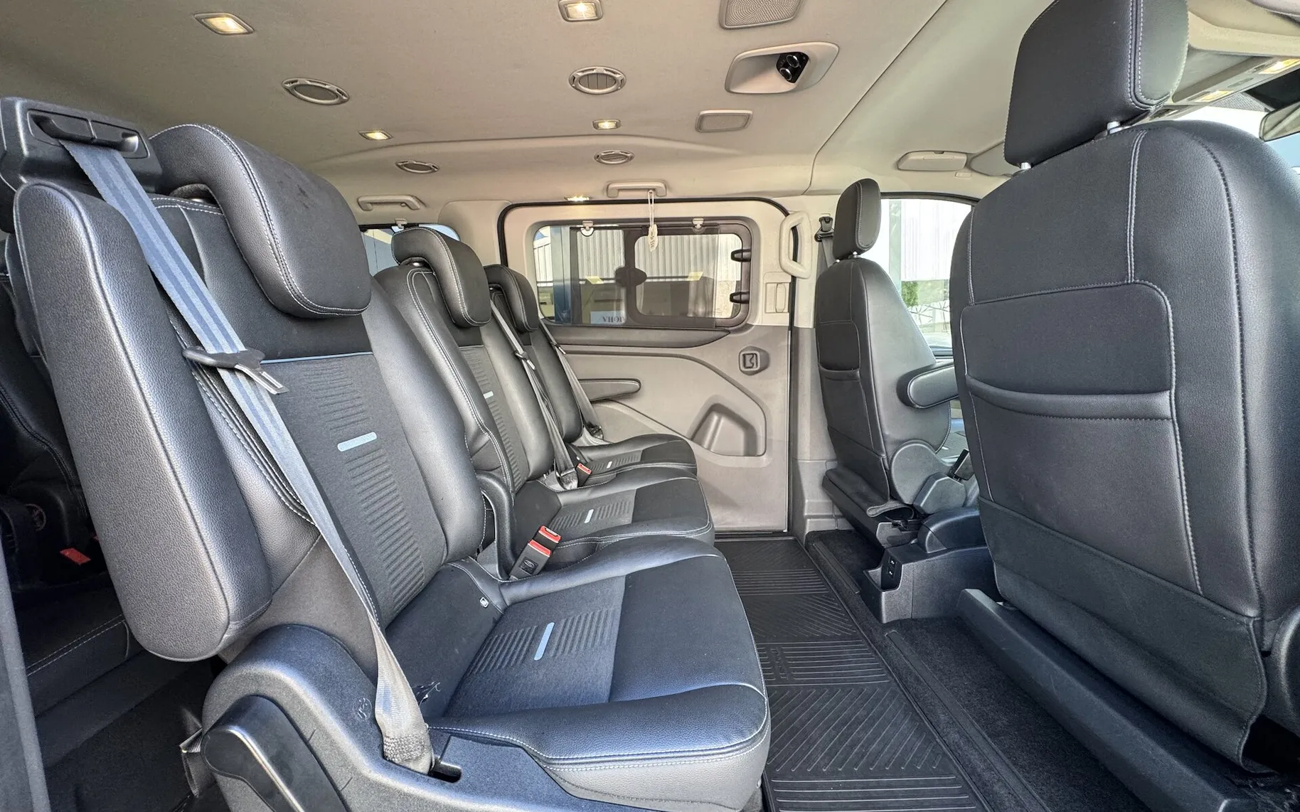 Zunanja slika - Ford Tourneo Custom - ACTIVE 2.0 TDCI 170KM AVTOMATIK L2H1 SLO 1.LASTNI - 11