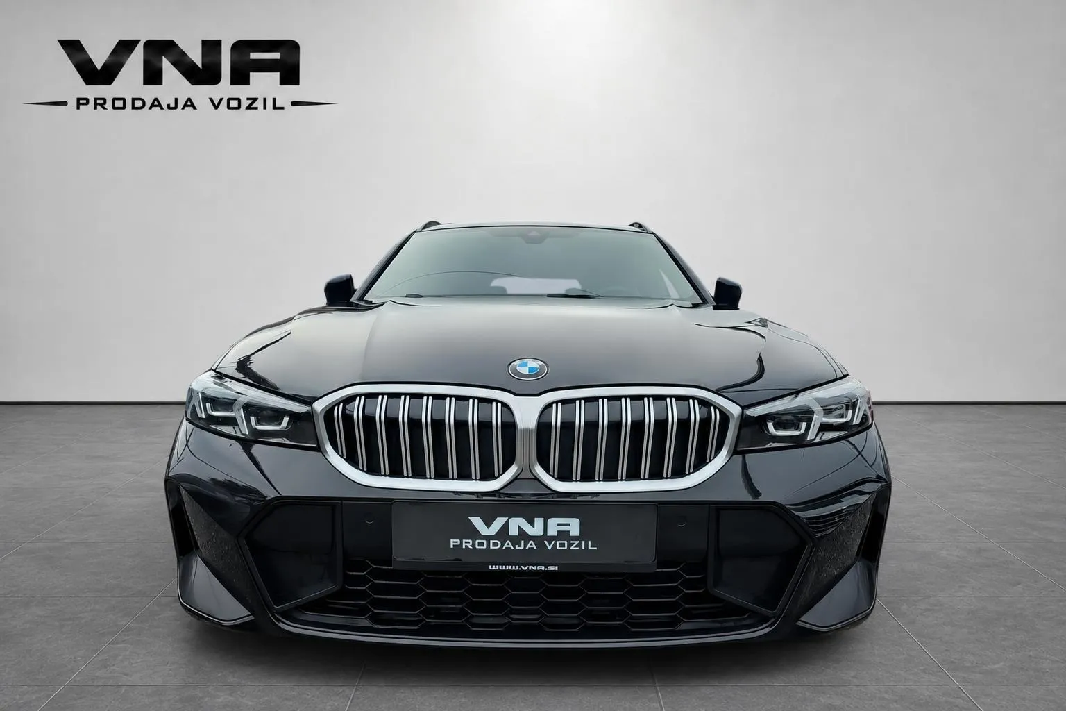 Zunanja slika - BMW serija 3 Touring: - 320i M-OPTIC FACE-LIFT |LED|NAVI|PDC|ALU18|TOP|... - 2