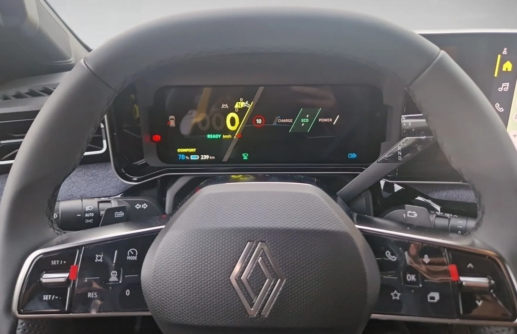 Zunanja slika - Renault 5 E-tech - techno EV40 90kW +  PAKET ZIMA IN UDOBJE - 11