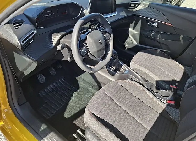 Zunanja slika - Peugeot 208 - 1.2 75KM - 1.SLO lastnik - servisna potrjena - 5