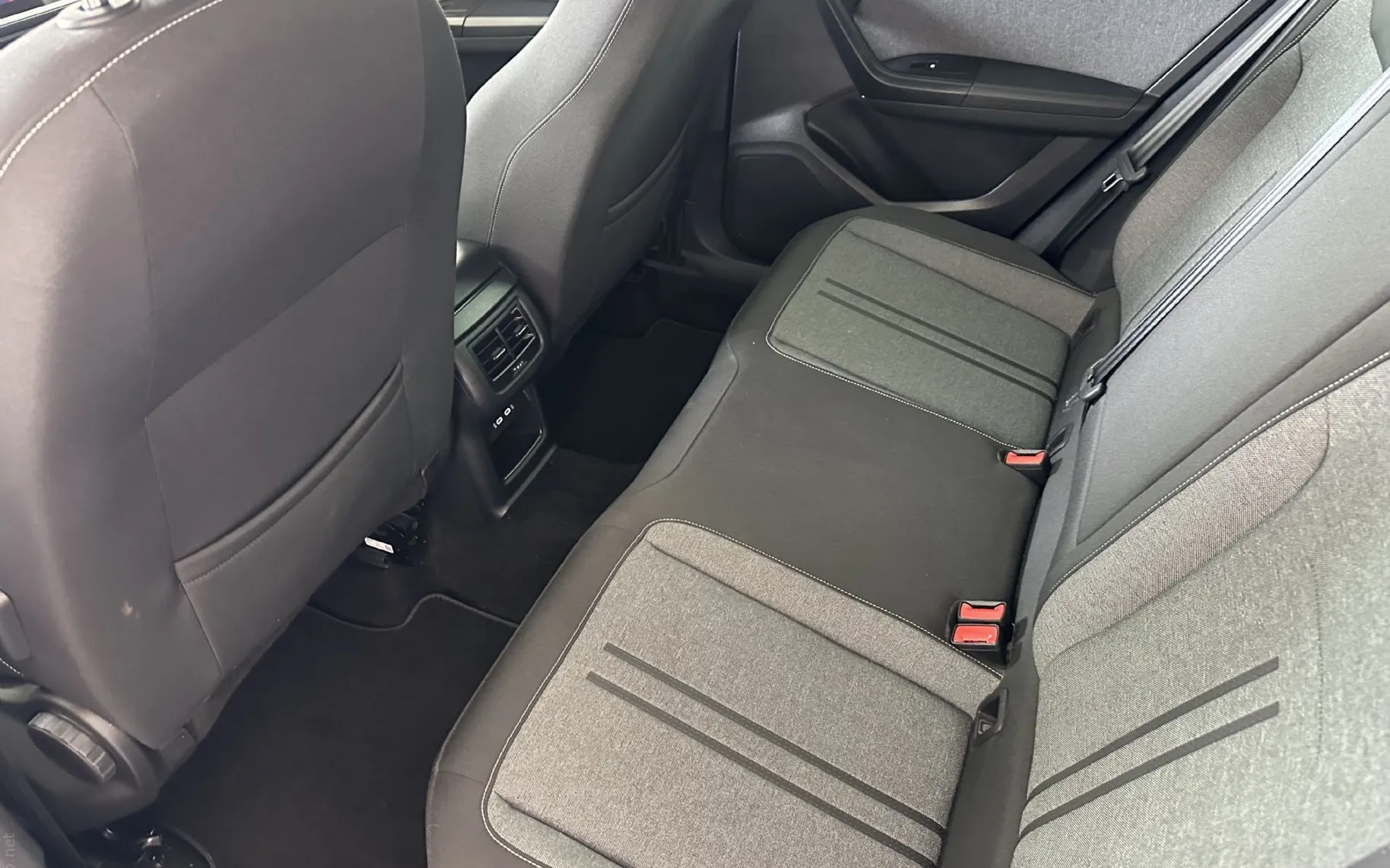 Zunanja slika - Seat Ateca - 1.5 TSI 110 KW STYLE DSG.KAMERA.LED.NAVI.AUTOMATIK - 5