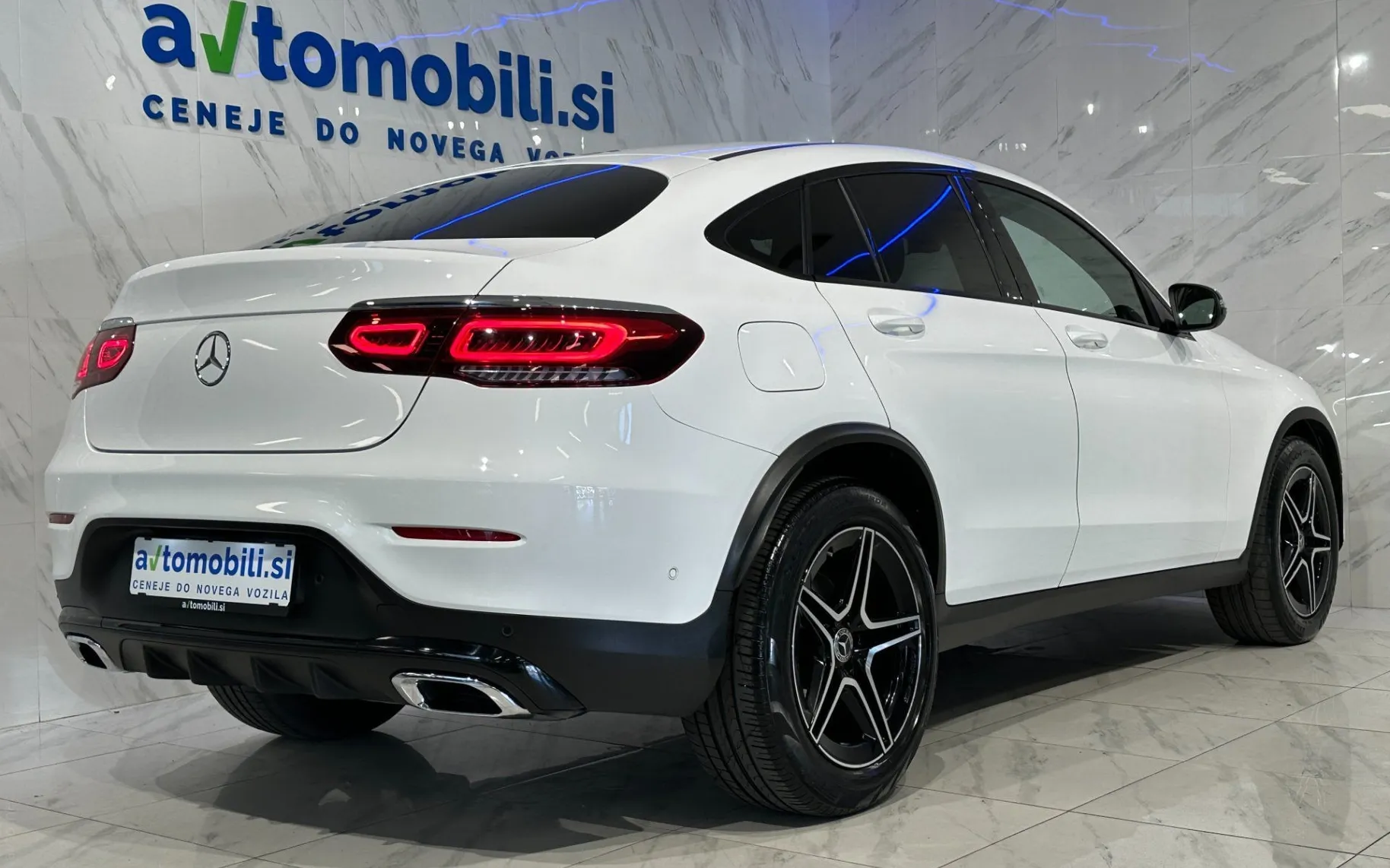Zunanja slika - Mercedes-Benz GLC coupe - 200 4MATIC|AMG|Virtual|Designo|Kamera|Burmester| - 4