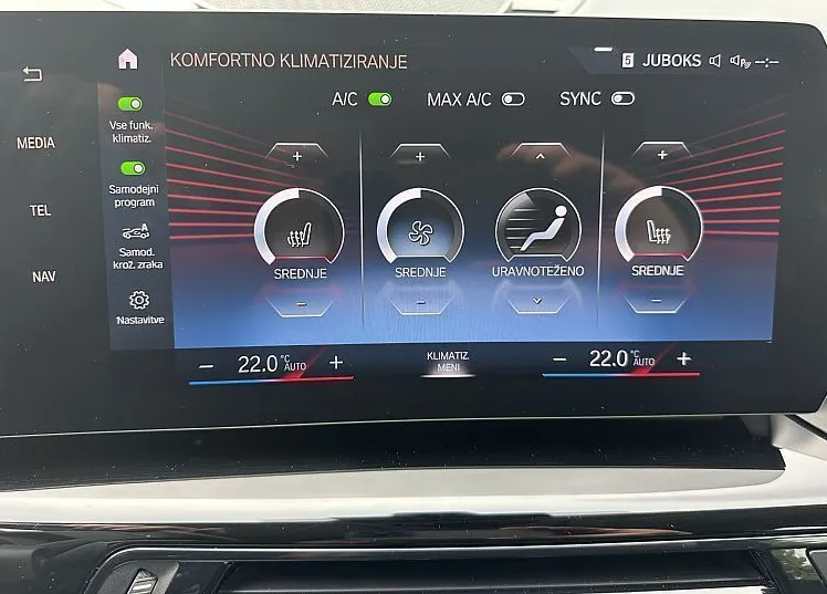 Zunanja slika - BMW X1 - serija :  sDrive18d AVT xLine-USNJE-KAMERA-LED-18COL-NAVI - 16