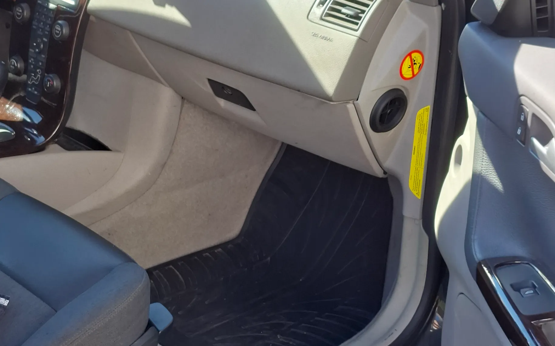 Zunanja slika - Volvo V50 - Ni različice - 1