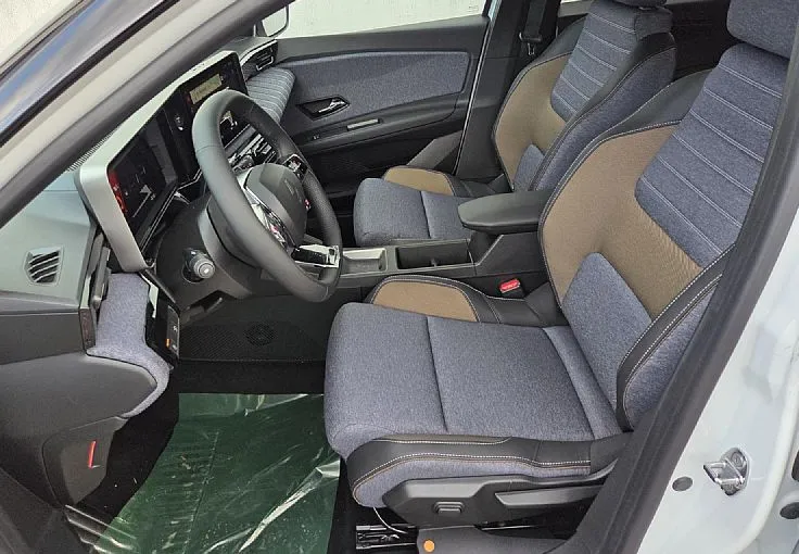 Zunanja slika - Renault 5 E-tech - Techno EV52+Paket Zima in Udobje+360 Parkiranje - 7