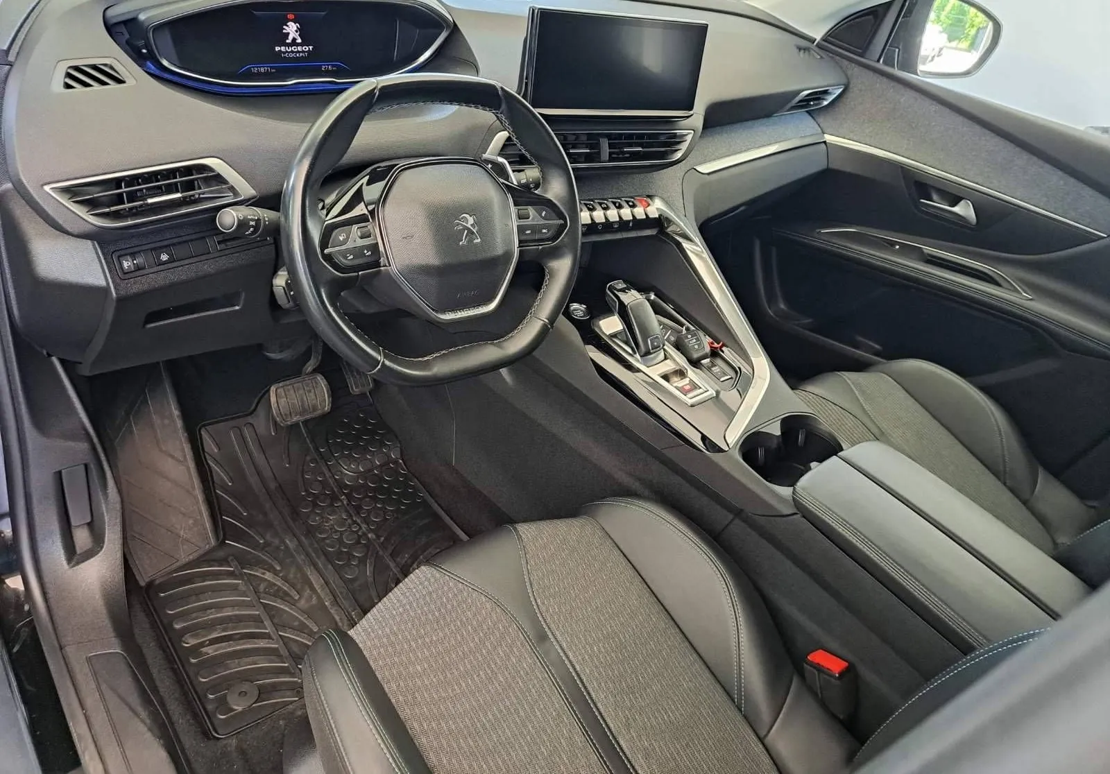 Notranja slika - Peugeot 3008 - 1.5 BlueHDi avt. Allure-FULL LED-KAMERA-ODLIČEN... - 7