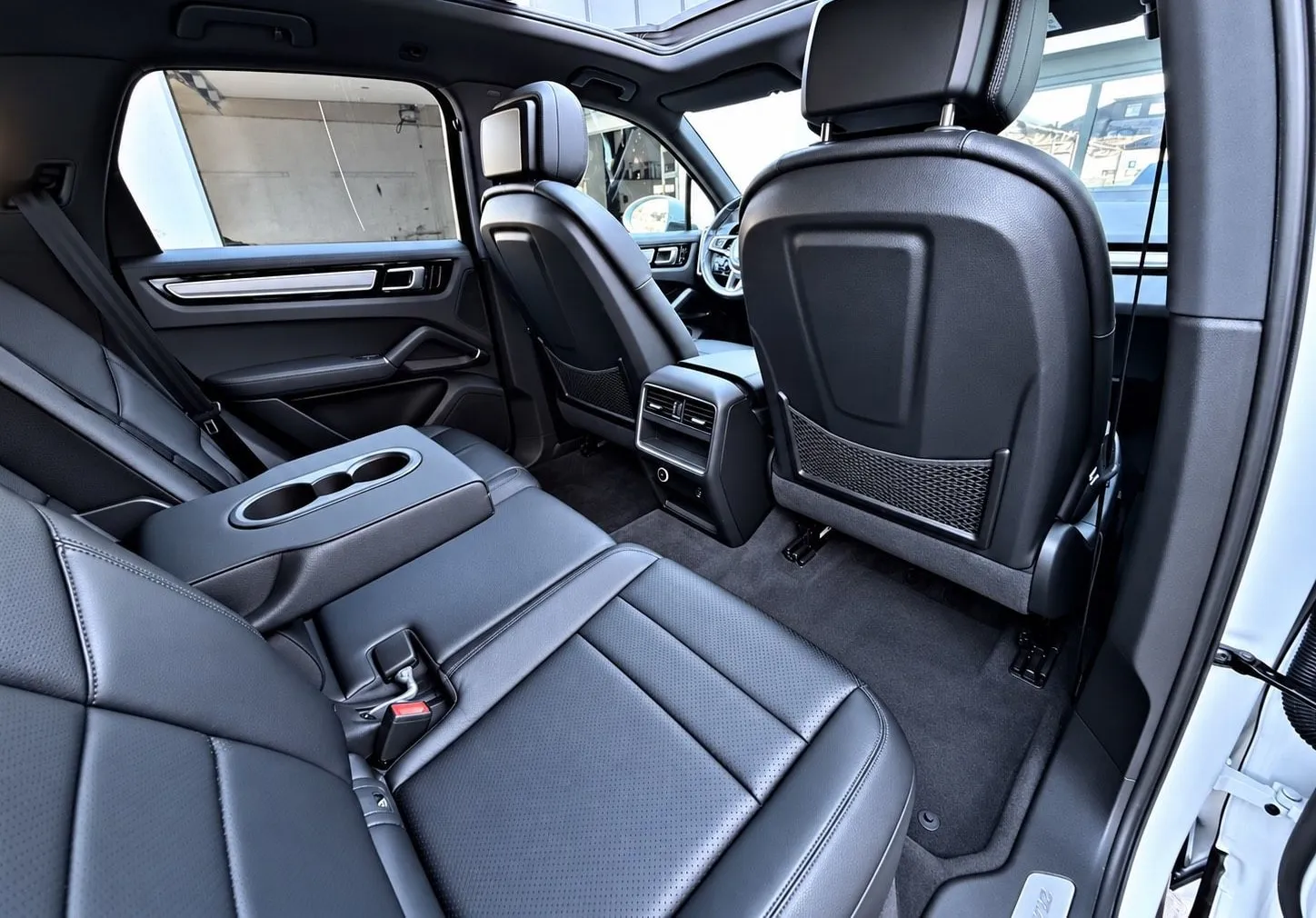 Notranja slika - Porsche Cayenne - PANO•SOFT CLOSE•ZRAČNO•360•BELA PERLA... - 11