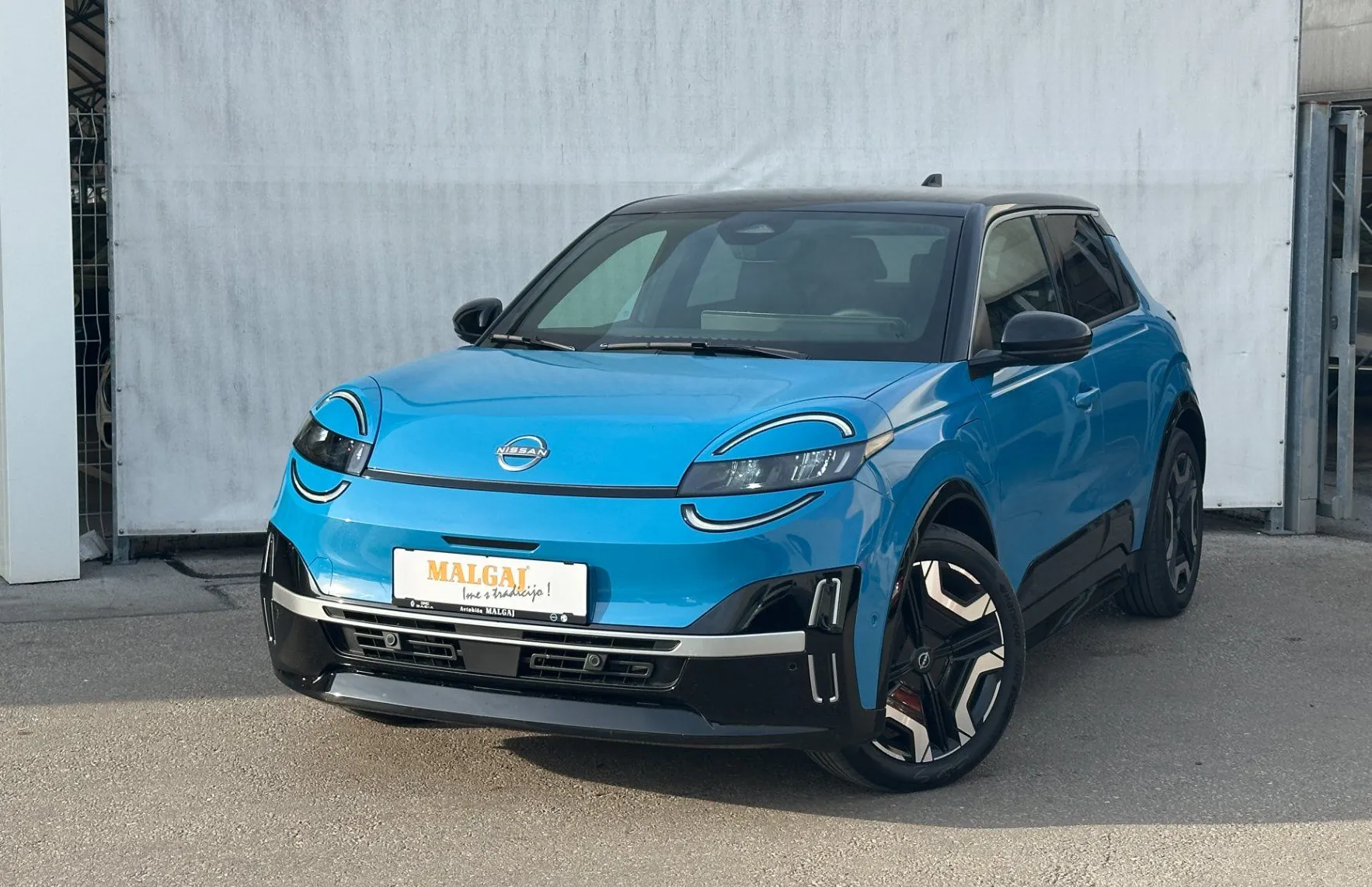 Zunanja slika - Nissan Micra - Evolve EV52kWh - 1