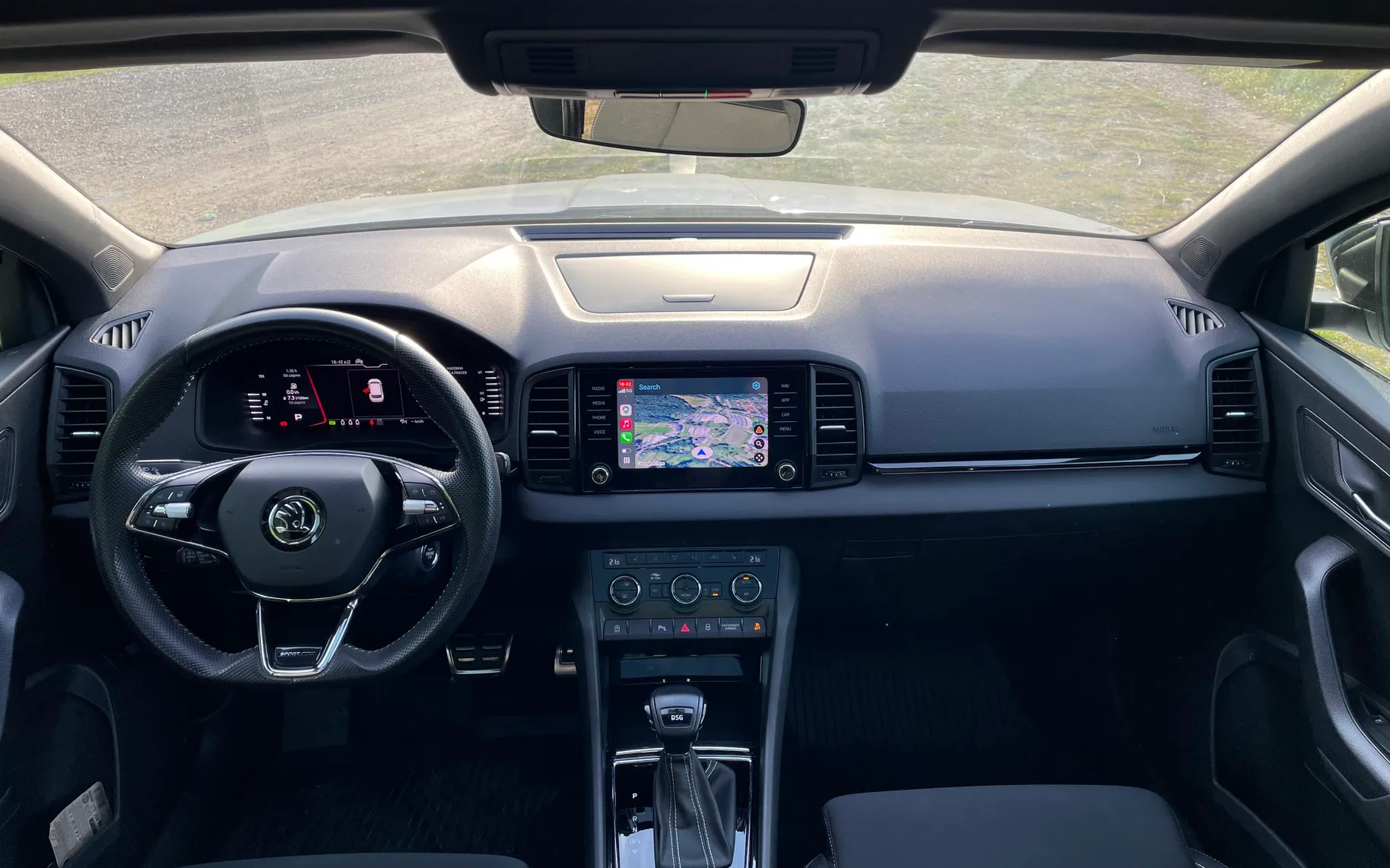 Notranja slika - Škoda Karoq - 1,5 TSI ACT Sportline DSG - 5