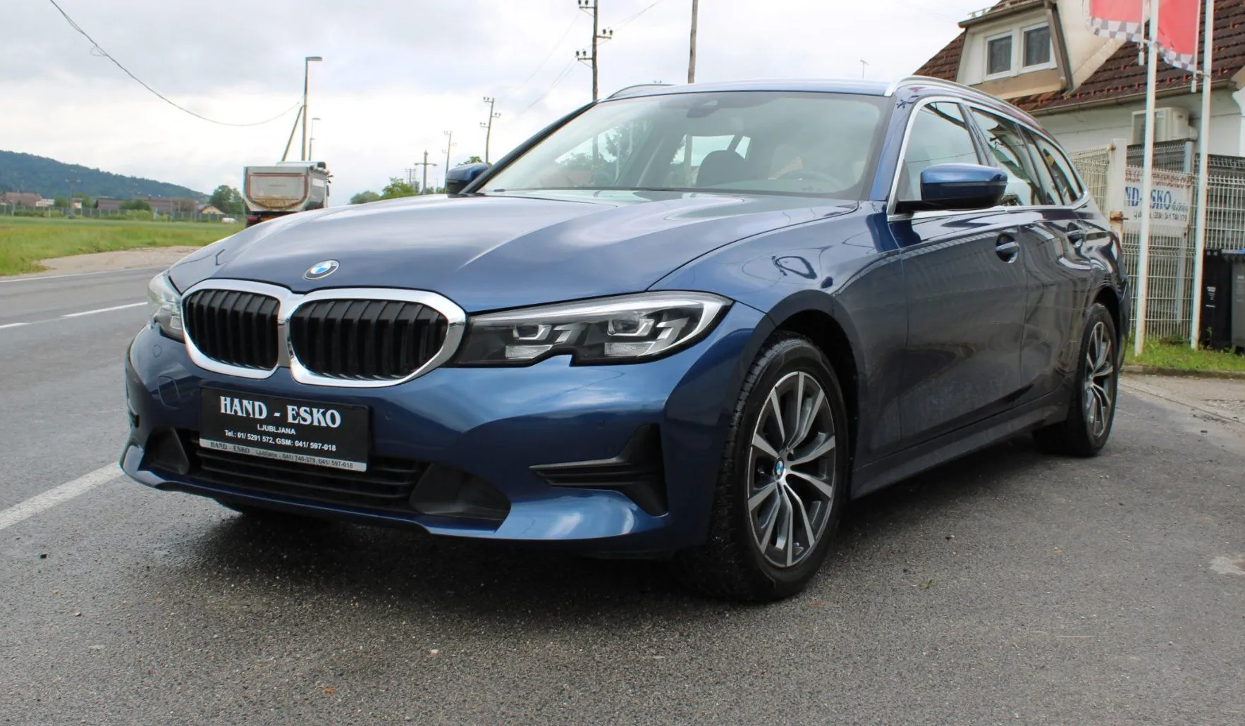 Zunanja slika - BMW Serija 3 - Touring: 320d Touring Avt.-LED-KAMERA-VIRTUAL-NAVI-PDC - 3