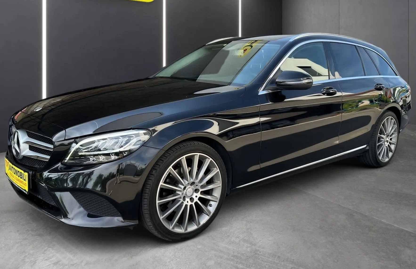 Zunanja slika - Mercedes-Benz C-Razred - 200d 20COL AMG LINE MULTIEAM FL NAVI PDC KAMERA .. - 3