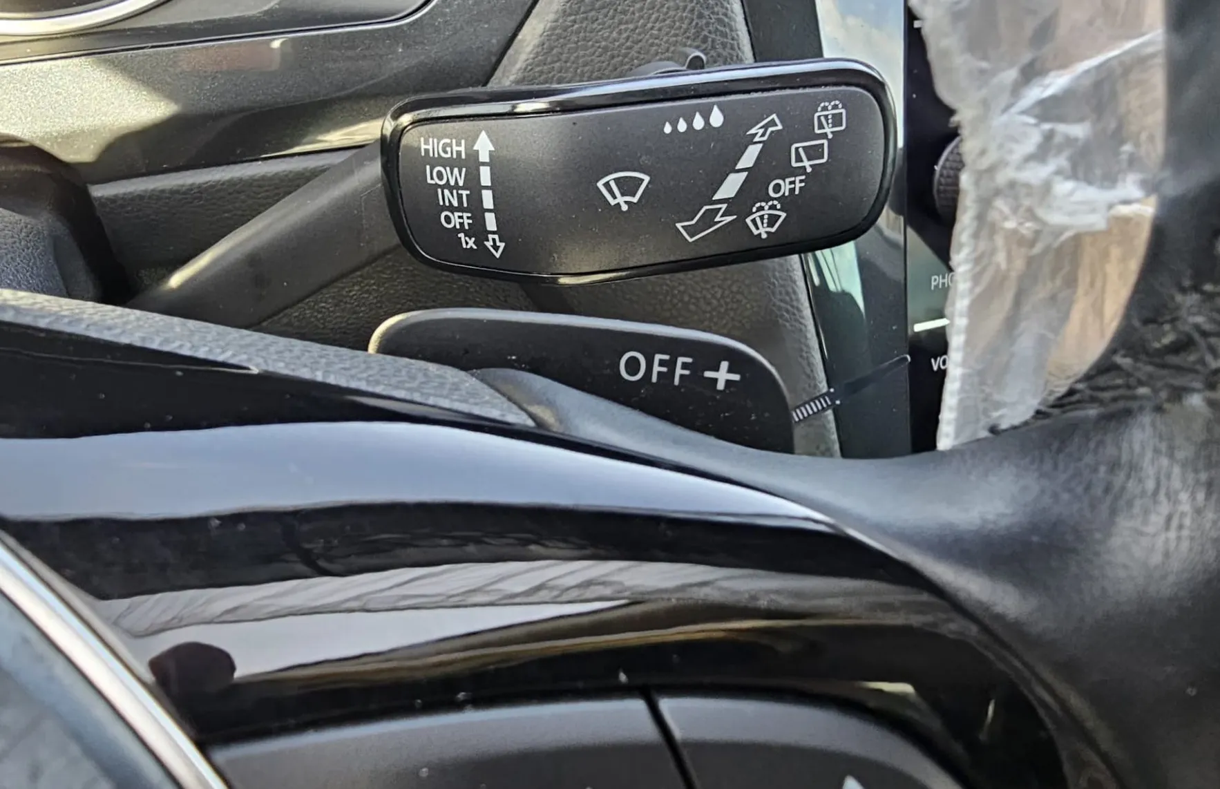 Zunanja slika - Volkswagen Tiguan - 2.0 TDI 150 DSG |navi|alu|PDC|aktivni temp|Asiss| - 13