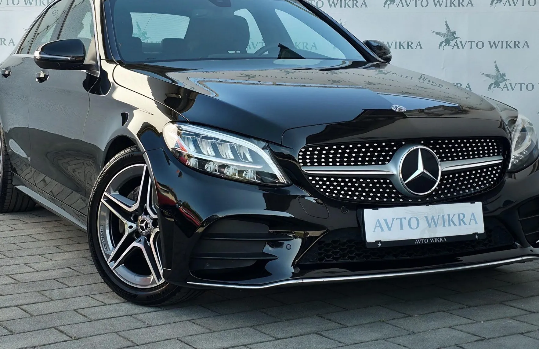 Zunanja slika - Mercedes-Benz C-Razred - 180d AMG Line Avt. LED•TEMP•NAVI•KAMERA•F1•18C - 1