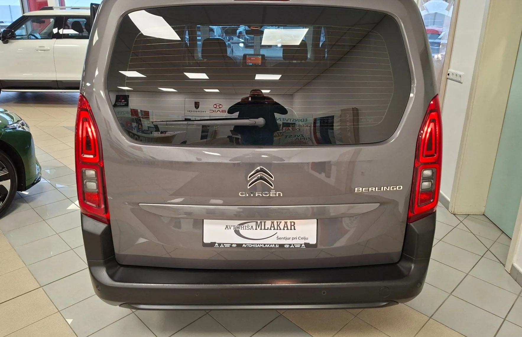 Zunanja slika - Citroën Berlingo - 1.5 BlueHDi 130 S S XL-1.LASTNIK-SLO-ODLIČEN - 5